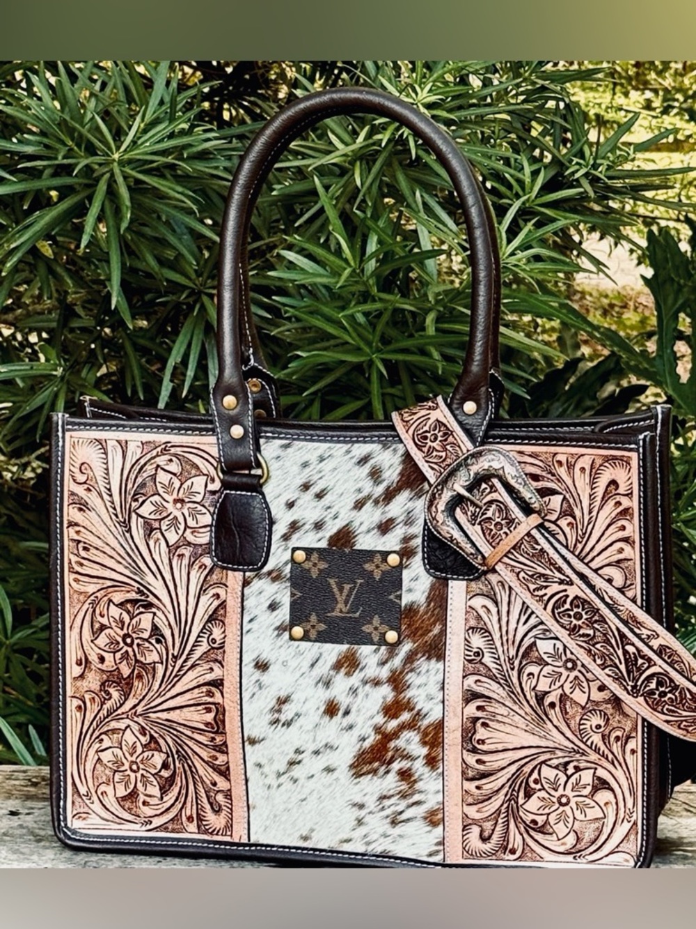 Upcycled LV Cowhide Leather Tote
Crossbody Bag Western